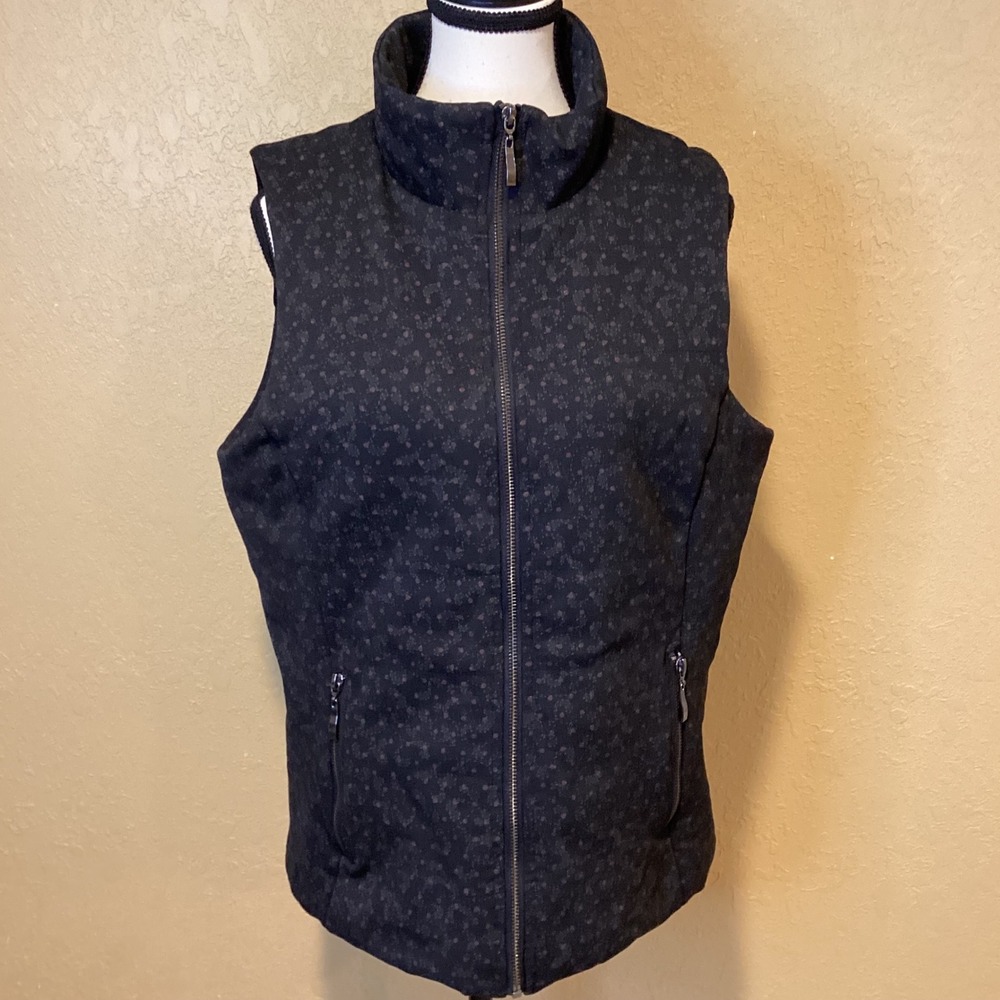 Lemon‎ Tart Quilted Vest in Black with Purple Floral Print, Size Women's Large